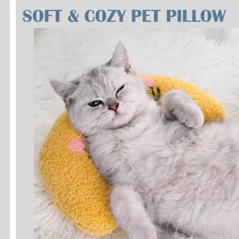 U-shaped pet pillow for cats and small dogs—ideal for neck support, deep sleep, and cozy headrest.